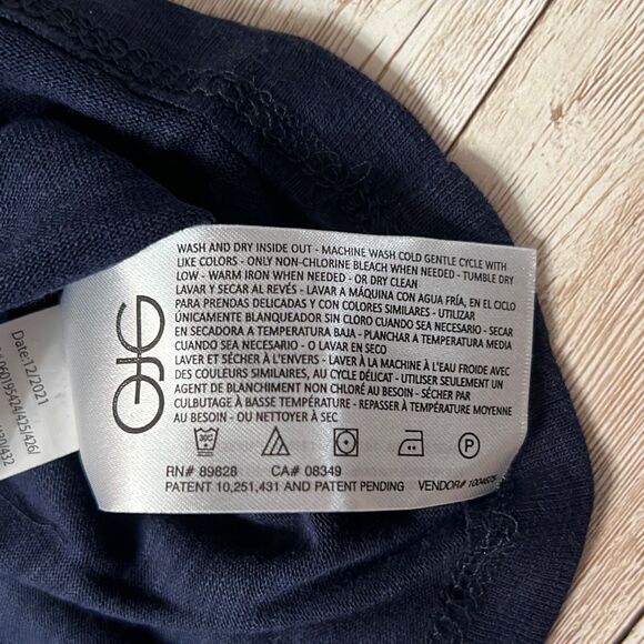 NWT JESSICA SIMPSON Comfy V-Neck T-Shirt Knit Top Indigo Blue Size Large Shirt - Picture 9 of 10